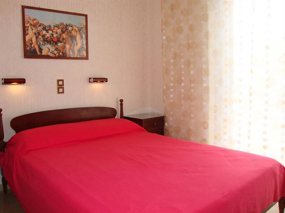Rachel Hotel Agia Marina  Exterior photo